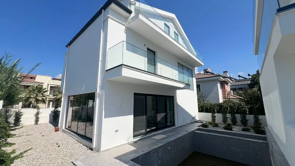 Home in Calis